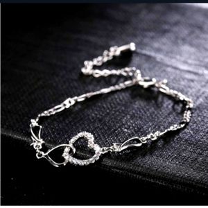 Absolutely gorgeous 925 sterling silver ankle bracelet with rhinestones